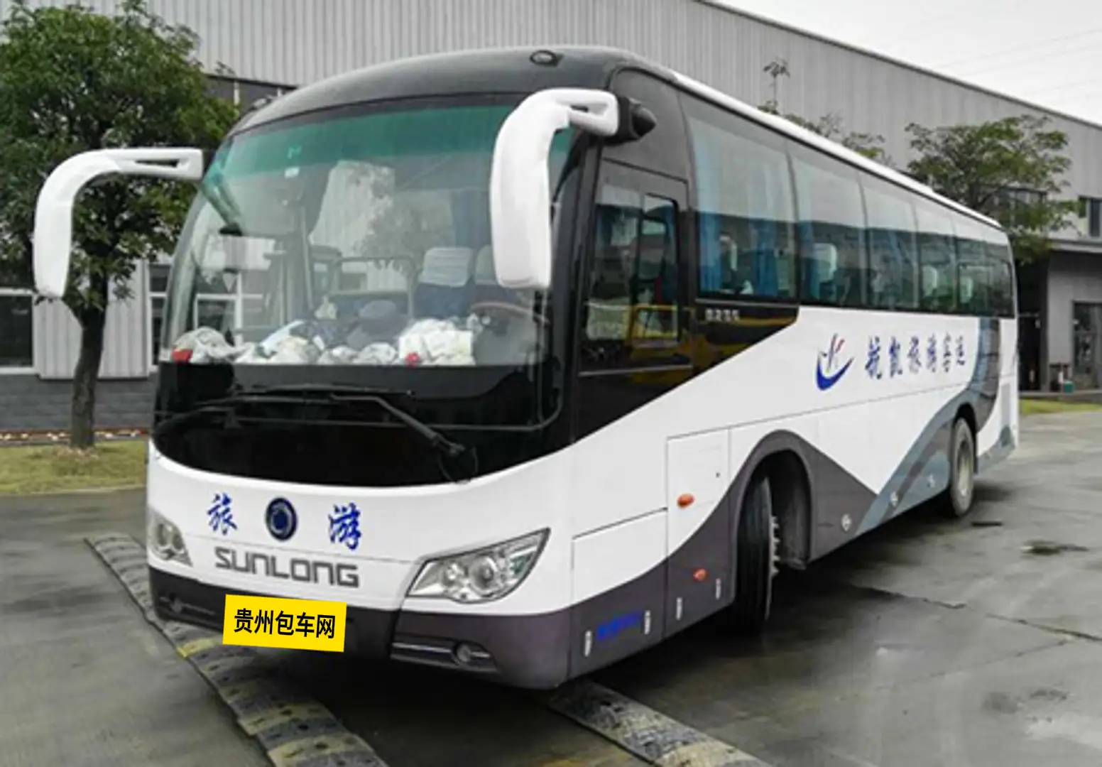 申龙大巴车