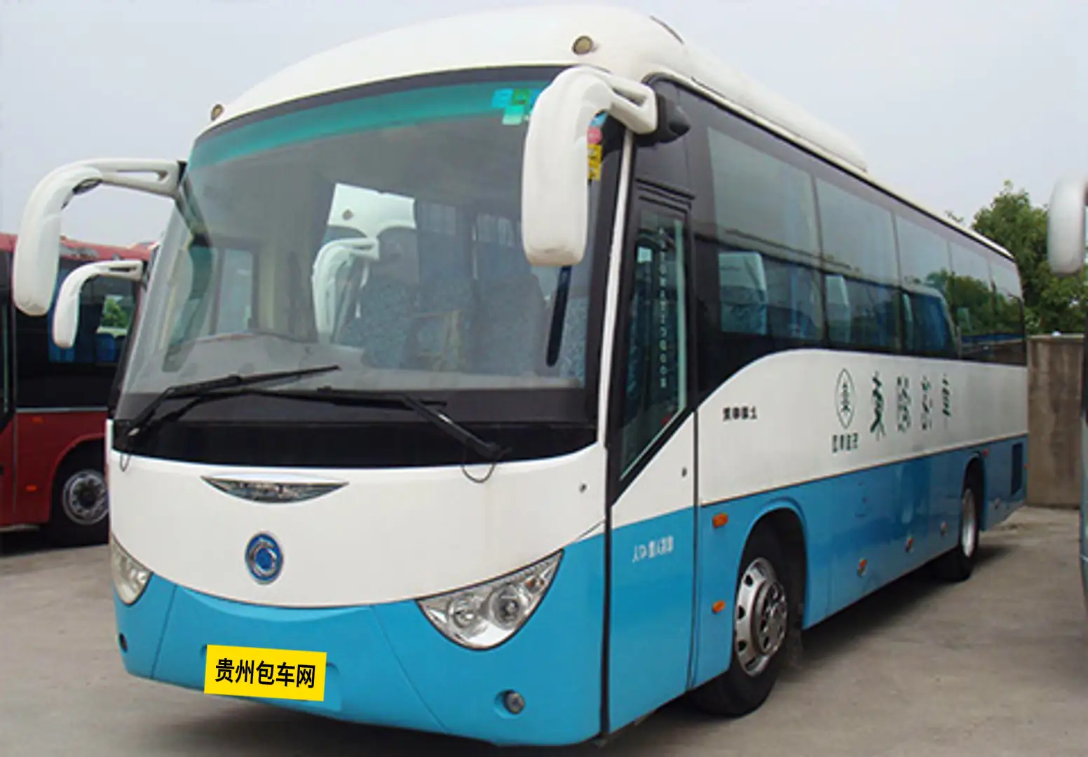 申龙大巴车